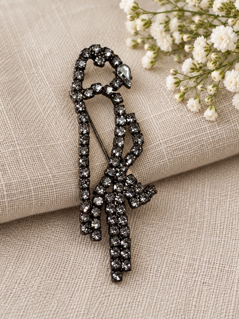 Vintage Sparkly Rhinestone Parrot Brooch – Gunmetal Statement Pin